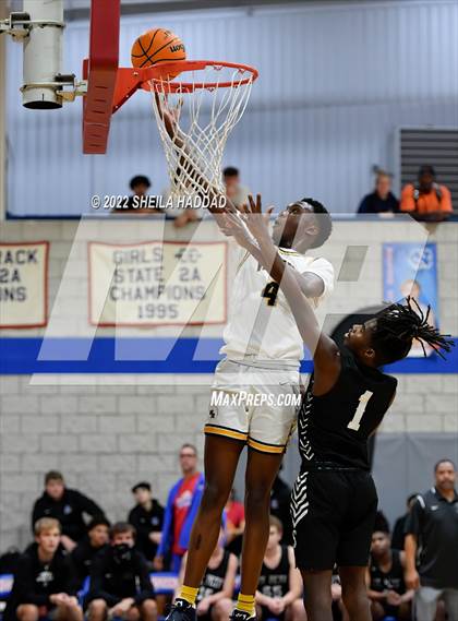 Thumbnail 2 in St. Petersburg vs Winterhaven (Sunbash Tournament) photogallery.
