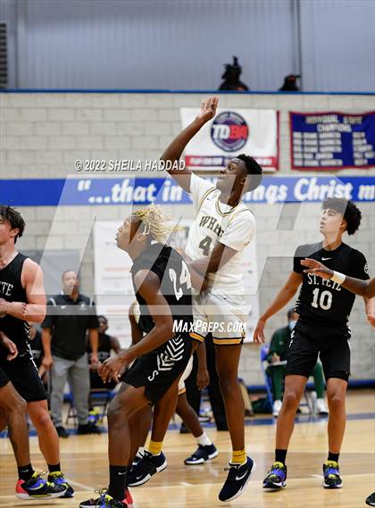 Thumbnail 3 in St. Petersburg vs Winterhaven (Sunbash Tournament) photogallery.