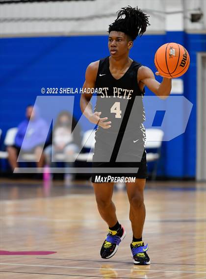 Thumbnail 2 in St. Petersburg vs Winterhaven (Sunbash Tournament) photogallery.