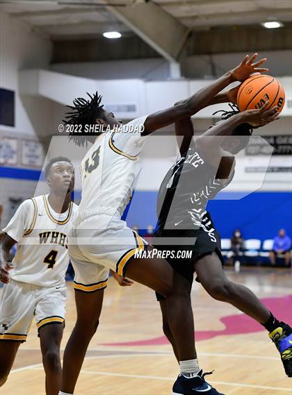 Thumbnail 2 in St. Petersburg vs Winterhaven (Sunbash Tournament) photogallery.