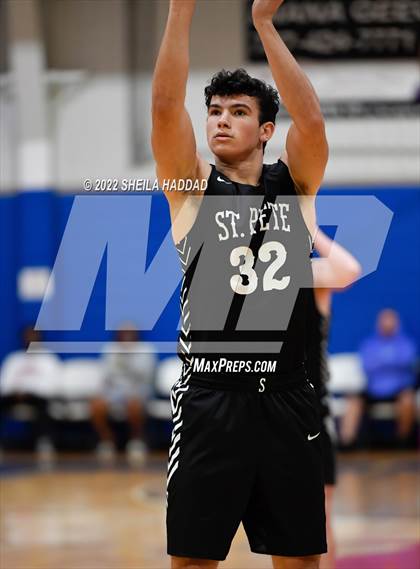 Thumbnail 1 in St. Petersburg vs Winterhaven (Sunbash Tournament) photogallery.