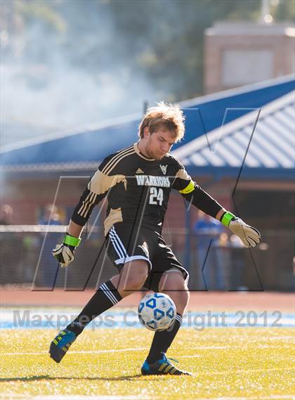 Thumbnail 2 in Brentwood v Webster Schroeder (NYSPHSAA Class AA Semifinal) photogallery.