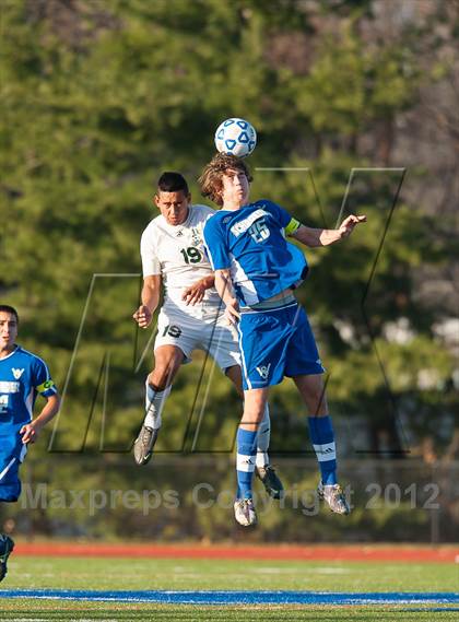 Thumbnail 2 in Brentwood v Webster Schroeder (NYSPHSAA Class AA Semifinal) photogallery.