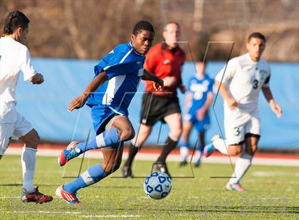 Thumbnail 3 in Brentwood v Webster Schroeder (NYSPHSAA Class AA Semifinal) photogallery.
