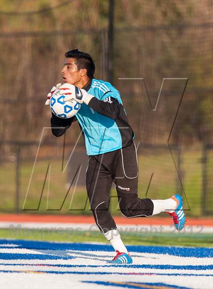 Thumbnail 2 in Brentwood v Webster Schroeder (NYSPHSAA Class AA Semifinal) photogallery.