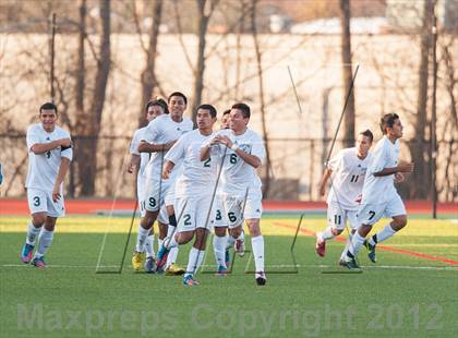 Thumbnail 3 in Brentwood v Webster Schroeder (NYSPHSAA Class AA Semifinal) photogallery.