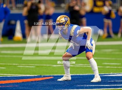 Thumbnail 3 in Alamo Heights vs Pieper (UIL 5A D2 reginal football playoff) photogallery.