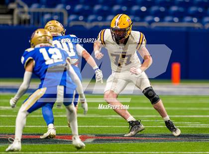 Thumbnail 1 in Alamo Heights vs Pieper (UIL 5A D2 reginal football playoff) photogallery.