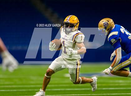 Thumbnail 2 in Alamo Heights vs Pieper (UIL 5A D2 reginal football playoff) photogallery.