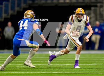 Thumbnail 1 in Alamo Heights vs Pieper (UIL 5A D2 reginal football playoff) photogallery.