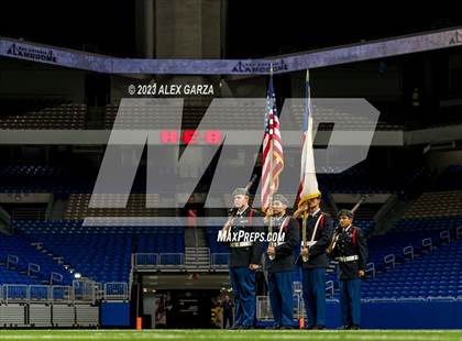 Thumbnail 3 in Alamo Heights vs Pieper (UIL 5A D2 reginal football playoff) photogallery.