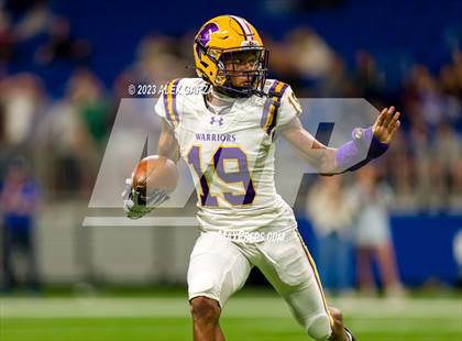 Thumbnail 1 in Alamo Heights vs Pieper (UIL 5A D2 reginal football playoff) photogallery.
