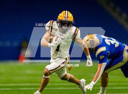 Thumbnail 3 in Alamo Heights vs Pieper (UIL 5A D2 reginal football playoff) photogallery.
