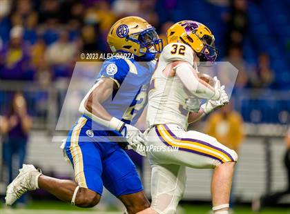 Thumbnail 1 in Alamo Heights vs Pieper (UIL 5A D2 reginal football playoff) photogallery.