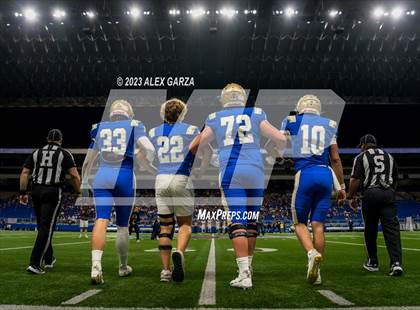 Thumbnail 2 in Alamo Heights vs Pieper (UIL 5A D2 reginal football playoff) photogallery.