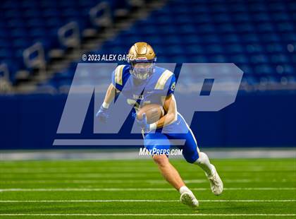 Thumbnail 1 in Alamo Heights vs Pieper (UIL 5A D2 reginal football playoff) photogallery.