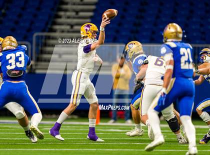 Thumbnail 3 in Alamo Heights vs Pieper (UIL 5A D2 reginal football playoff) photogallery.