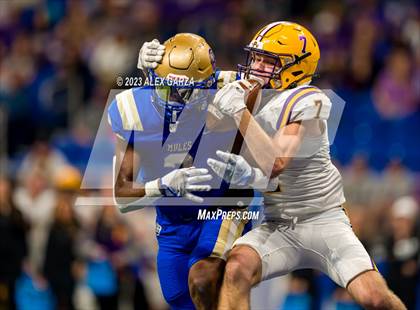 Thumbnail 2 in Alamo Heights vs Pieper (UIL 5A D2 reginal football playoff) photogallery.