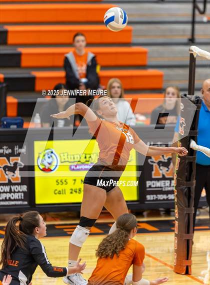 Thumbnail 2 in South Lyon East @ Northville (MHSAA Division 1 District 23 Semifinal) photogallery.