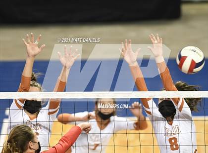Thumbnail 1 in Mead @ Coronado (CHSAA 4A Playoff) photogallery.