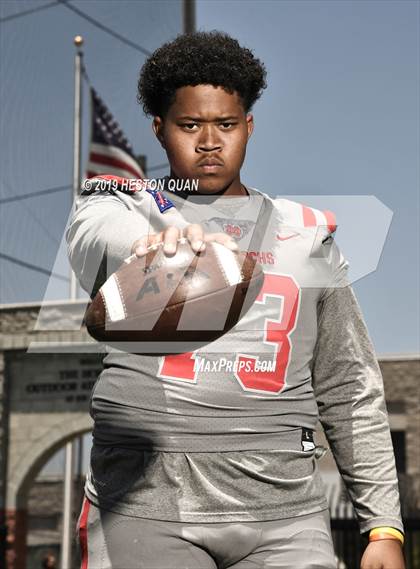 Thumbnail 1 in Mater Dei (Preseason Photo Shoot) photogallery.