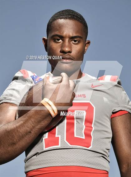 Thumbnail 1 in Mater Dei (Preseason Photo Shoot) photogallery.