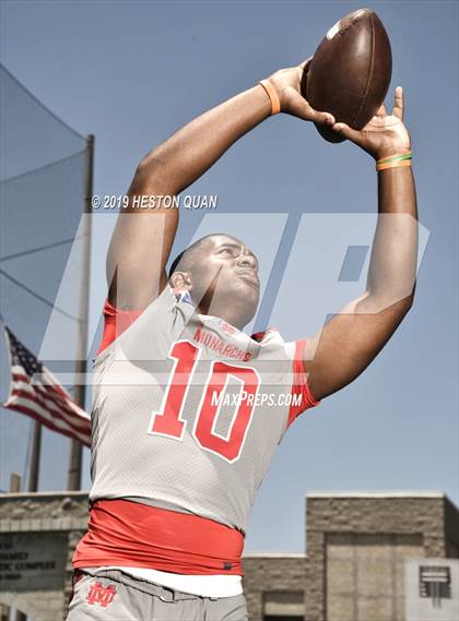 Thumbnail 2 in Mater Dei (Preseason Photo Shoot) photogallery.
