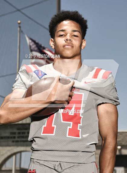 Thumbnail 1 in Mater Dei (Preseason Photo Shoot) photogallery.