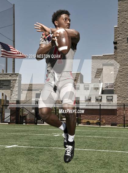 Thumbnail 2 in Mater Dei (Preseason Photo Shoot) photogallery.