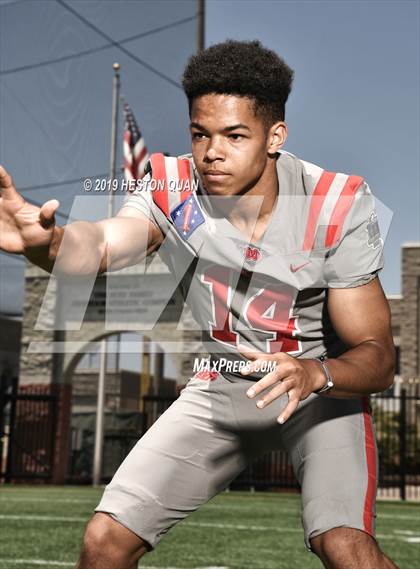 Thumbnail 1 in Mater Dei (Preseason Photo Shoot) photogallery.