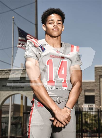 Thumbnail 3 in Mater Dei (Preseason Photo Shoot) photogallery.