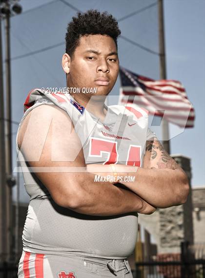 Thumbnail 1 in Mater Dei (Preseason Photo Shoot) photogallery.
