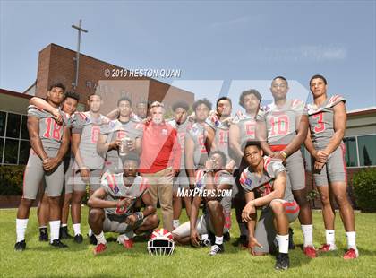 Thumbnail 2 in Mater Dei (Preseason Photo Shoot) photogallery.
