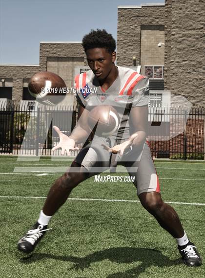 Thumbnail 2 in Mater Dei (Preseason Photo Shoot) photogallery.