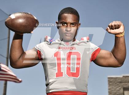 Thumbnail 3 in Mater Dei (Preseason Photo Shoot) photogallery.