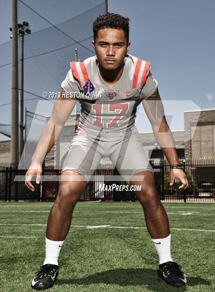 Thumbnail 1 in Mater Dei (Preseason Photo Shoot) photogallery.