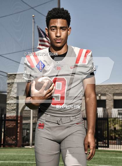 Thumbnail 3 in Mater Dei (Preseason Photo Shoot) photogallery.