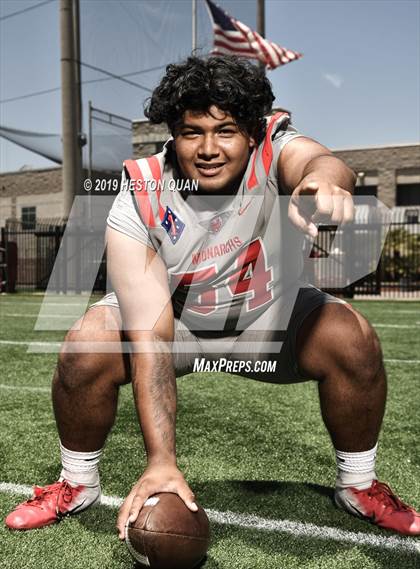 Thumbnail 2 in Mater Dei (Preseason Photo Shoot) photogallery.