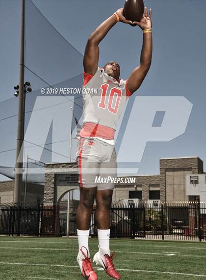 Thumbnail 2 in Mater Dei (Preseason Photo Shoot) photogallery.