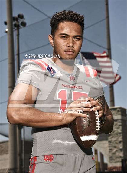 Thumbnail 1 in Mater Dei (Preseason Photo Shoot) photogallery.