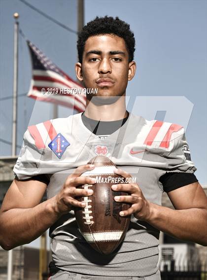 Thumbnail 1 in Mater Dei (Preseason Photo Shoot) photogallery.