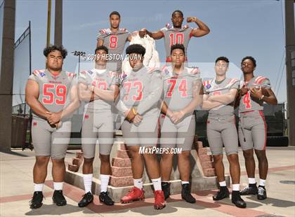Thumbnail 3 in Mater Dei (Preseason Photo Shoot) photogallery.