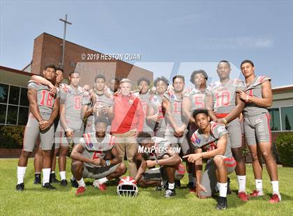 Thumbnail 3 in Mater Dei (Preseason Photo Shoot) photogallery.