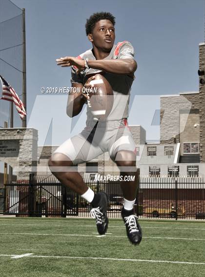Thumbnail 3 in Mater Dei (Preseason Photo Shoot) photogallery.