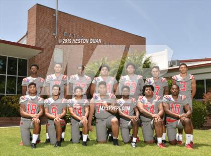 Thumbnail 1 in Mater Dei (Preseason Photo Shoot) photogallery.