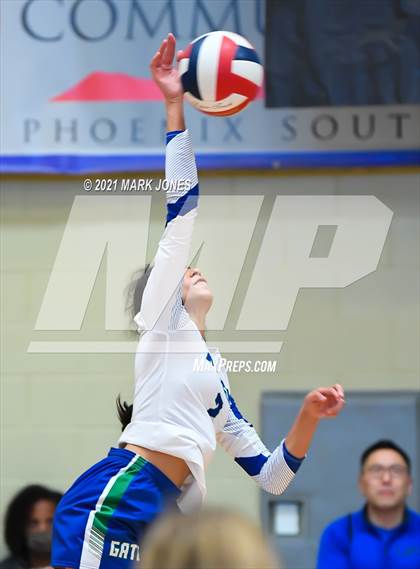 Thumbnail 2 in Corona del Sol vs. Xavier College Prep (Nike Tournament of Champions) photogallery.