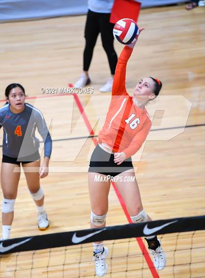 Thumbnail 2 in Corona del Sol vs. Xavier College Prep (Nike Tournament of Champions) photogallery.