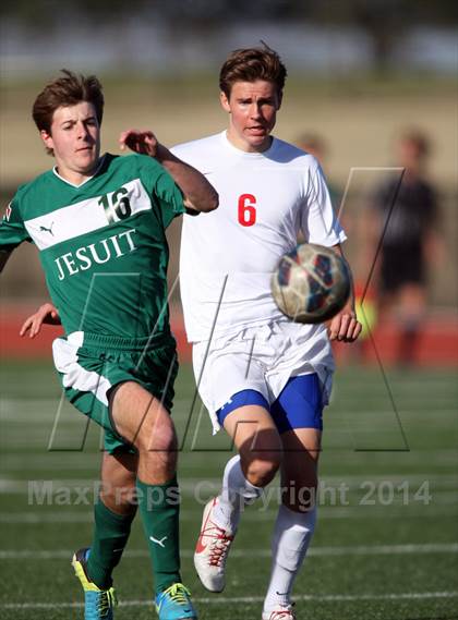 Thumbnail 3 in Strake Jesuit vs. Westlake (Georgetown Governor's Cup) photogallery.