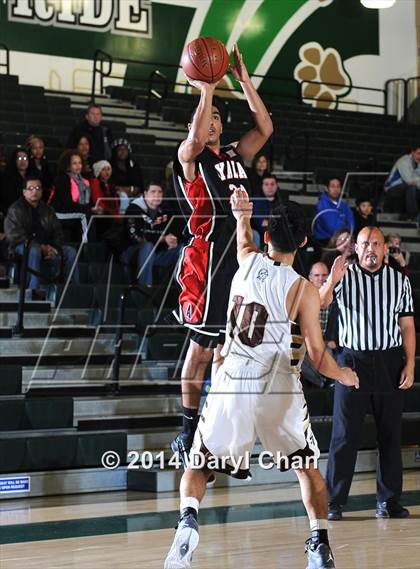 Thumbnail 2 in Ayala vs. St. Francis (San Gabriel Tournament) photogallery.