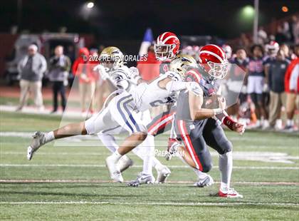 Thumbnail 2 in St. John Bosco vs Mater Dei (CIF SS Div 1 Final) photogallery.